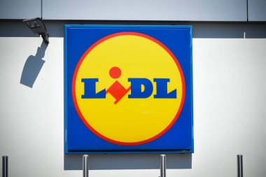 Melun şehrinde lidl tabelası