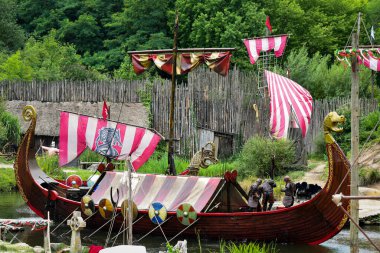 Puy du Fou 'da ortaçağ gösterisi