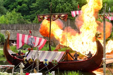 Puy du Fou 'da ortaçağ gösterisi