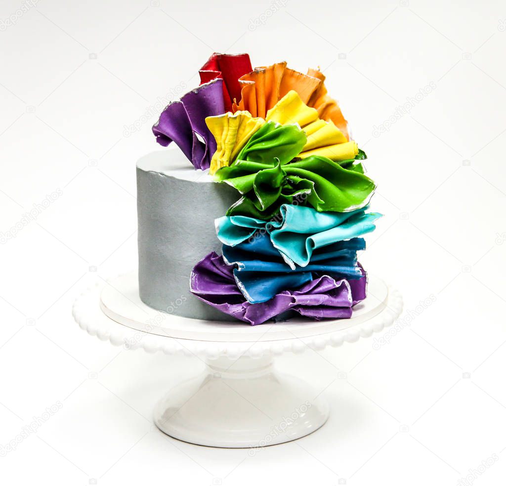 Rainbow chocolate waves cake 