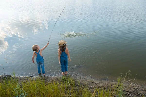 Two Children Play River — Stock Photo, Image