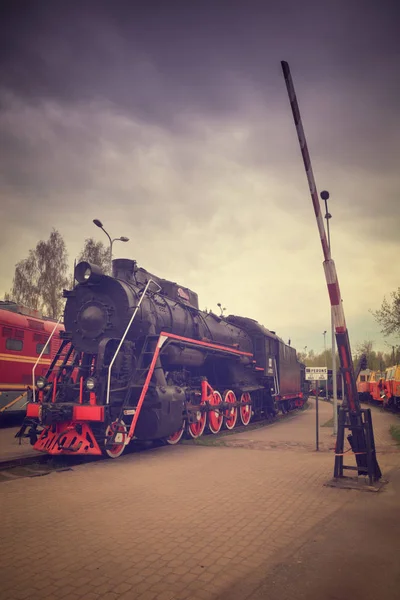 Lokomotive Dampfzug Rote Eiserne Rote Räder — Stockfoto