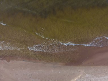 deniz ve kum coastlake için üstten görünüm