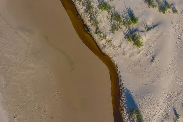 Vista Dall Alto Sul Fiume Che Sfocia Nel Mare — Foto Stock