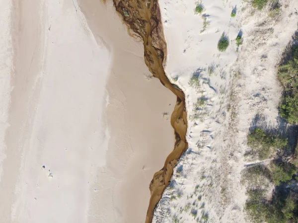 denize akan nehri üzerinde üstten görünüm