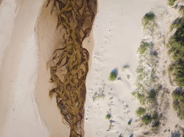 denize akan nehri üzerinde üstten görünüm