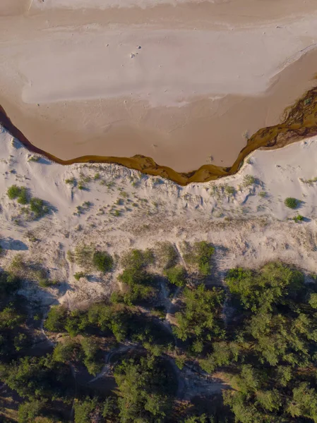 denize akan nehri üzerinde üstten görünüm