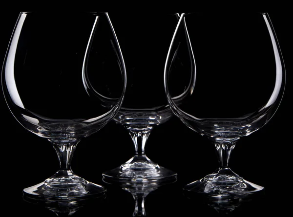 Silhouette Trois Verres Boire Vides Sur Fond Noir — Photo