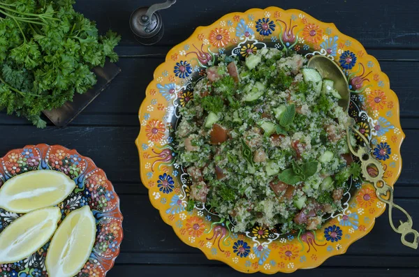 Tabule Tomate Quinoa Pepinos Hortelã — Fotografia de Stock