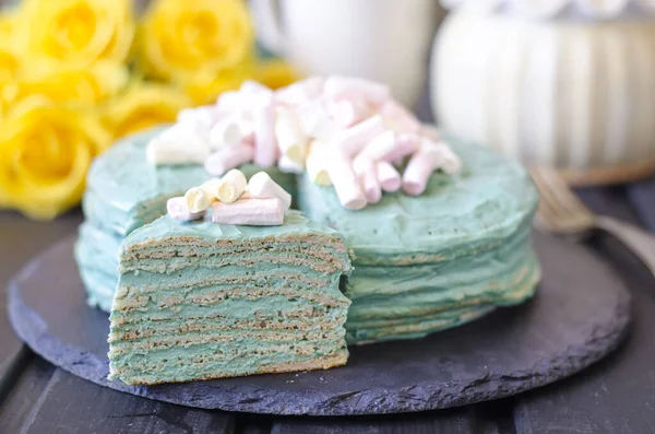 Bolo Panqueca Com Creme Leite Espirulina — Fotografia de Stock