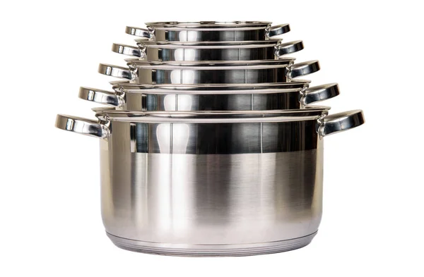 Mutfak eşyaları krom tencere beyaz arka plan üzerinde izole konteyner kümesi