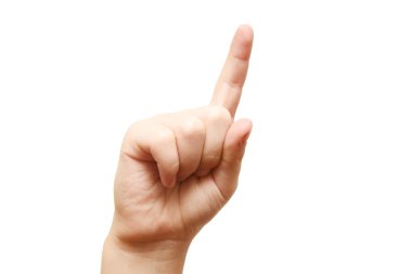 Çocuk parmağıyla işaret ediyor. Beyaz arkaplanda parmak uçları kapanıyor.