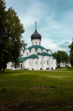 Yaşam Veren Üçleme Katedrali 'nin Trinity Katedrali, Kutsal Üçleme Katedrali, 17. yüzyılın sonuna kadar - Pokrovsky Katedrali bir Ortodoks kilisesidir. Alexandrov, Rusya.