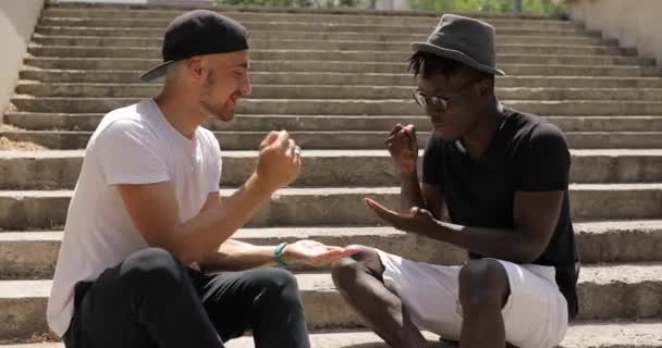 Friends play to Rock Paper Scissors game outdoor, who win — Stock Video