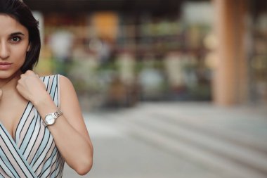 Şehir, kopya alanı kadın yüzüne yarısı