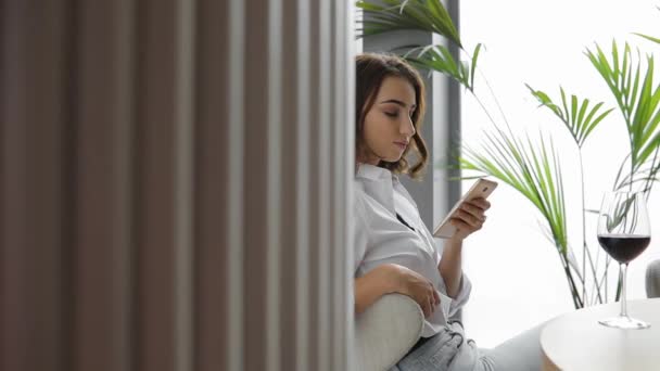 Woman Using Smartphone Sitting Cafe — Stock Video