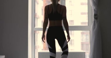 Sabah kadın streching