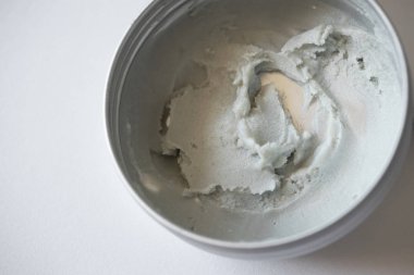 Metal kapta makro doğal deodorant krem