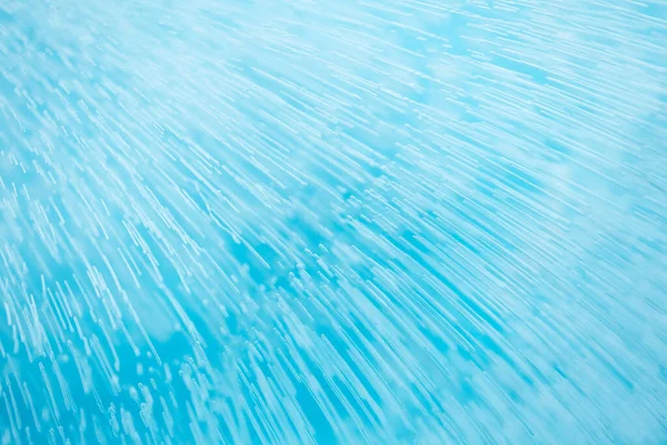 蓝色背景的水中有冷氧 夏冷抽象的宏观背景 — 图库照片