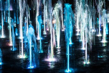 Işık ışınları. Siber. Mavi soyutlama. Arka plan.