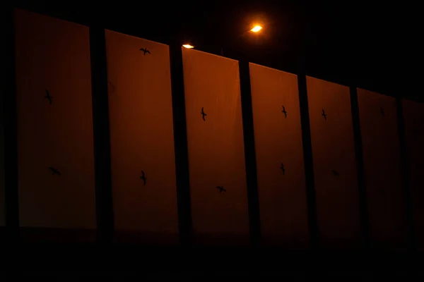 Звук Ограждения Дороге Ночная Сцена Фон — стоковое фото