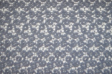 Beyaz arka planda klasik dantelli mavi renkli kot, açılış kumaşı, klasik arka plan