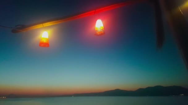 Nacht Uitzicht Zee Kalamos Griekenland Tegen Lichten — Stockvideo