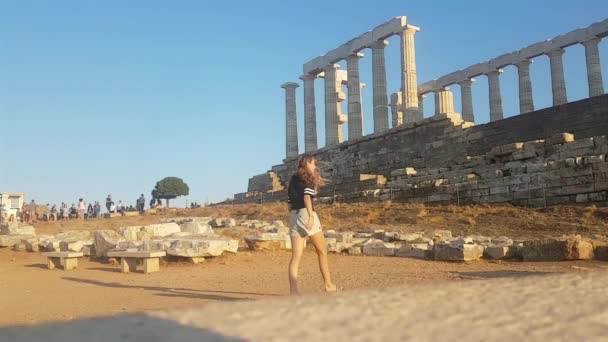 Sounio Greece Серпня 2020 Люди Які Відвідують Храм Посейдона Соніо — стокове відео