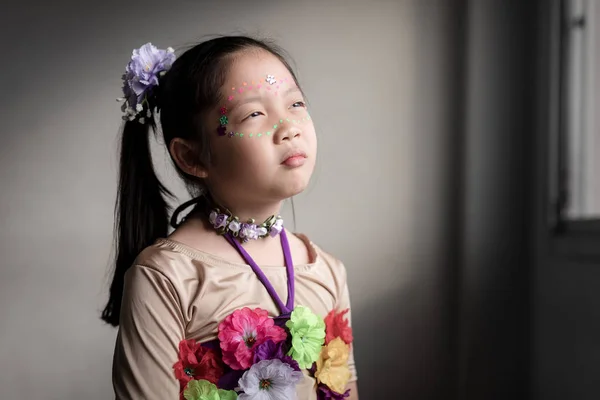 Έκφραση Προσώπου Λυπημένο Και Μόνο Ασίας Παιδί — Φωτογραφία Αρχείου