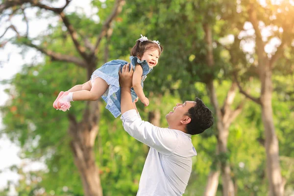 Día Del Padre Feliz Padre Alegre Que Divierte Vomita Aire — Foto de Stock