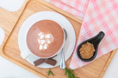 Tatlı ile sıcak çikolata. üstte