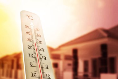 Ev termometre sıcak hava dalgası yaz aylarında gösterir.