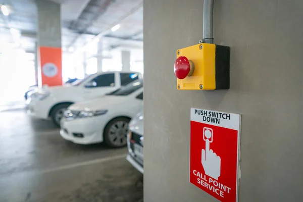 Ponto Vermelho Com Interruptor Pressão Para Serviço Chamada — Fotografia de Stock