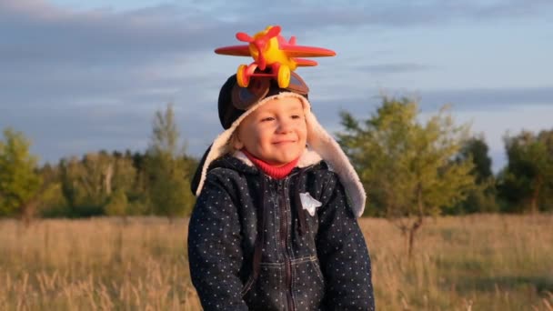 Happy Kid Playing Toy Airplane Autumn Sky Background Sunset — Stock Video