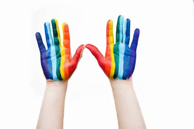 El, gökkuşağı bayrağı gibi boyanmış. LGBTQ konsepti. LGBT 'yi kapat.