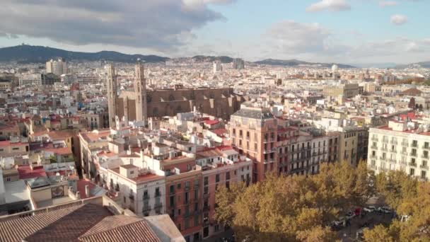 SPAIN, BARCELONA - NOVEMBER 18, 2019: Fly above Basilica de Santa Maria del Mar Video Clip