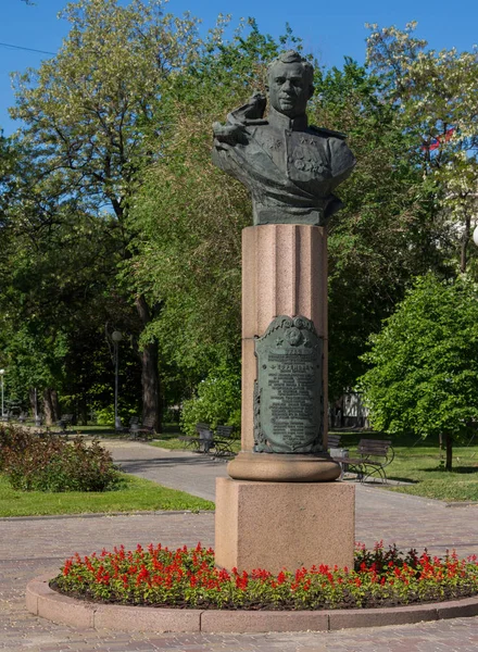 Volgograd Russia May 2017 Monument Bust Twice Hero Soviet Union — Stock Photo, Image