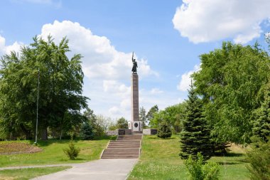 Volgograd. Rusya - 20 Mayıs 2018. Nkvd asker ve Stalingrad savunan Chekist polis 10 Tümeni askerleri için anıt