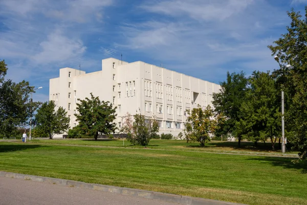 伏尔加格勒 俄罗斯 2018年9月19日 伏尔加格勒州立大学科学图书馆的建设 — 图库照片