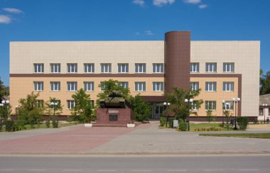 Kalach-on-Don. Rusya-8 Eylül 2019. Tank T-34-85, şehrin 300 yıldönümü bulvarında bir anıt olarak 