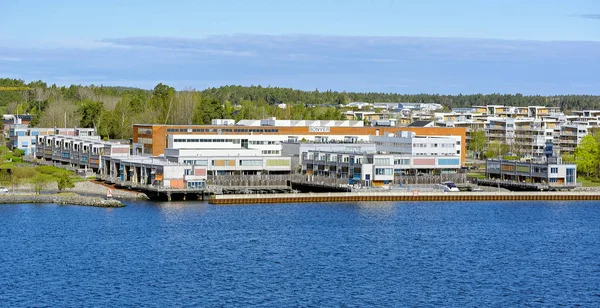 Stockholm, İsveç - 07 Mayıs 2017: Apartments, Gashaga İskelesi, 2001 yılında Sandell Sandberg mimarlar tarafından tasarlanmış İsveç'te en seçkin aile konut projeleri parçası