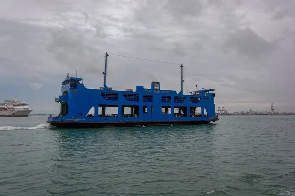 Georgetown Penang Malaysia Janeiro 2017 Ferry Boat Penang Ferry Service — Fotografia de Stock