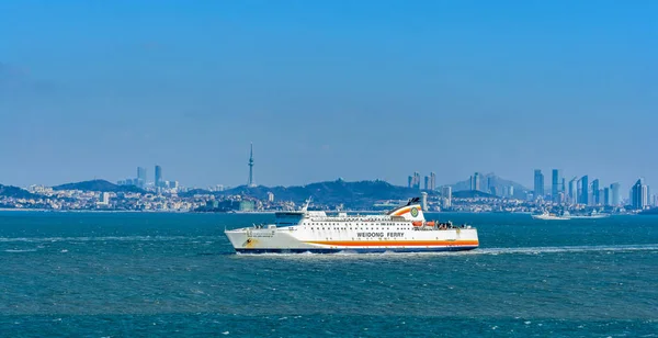 Qingdao China January 2017 Cargo Passenger Ferry New Golden Bridge — Stock Photo, Image