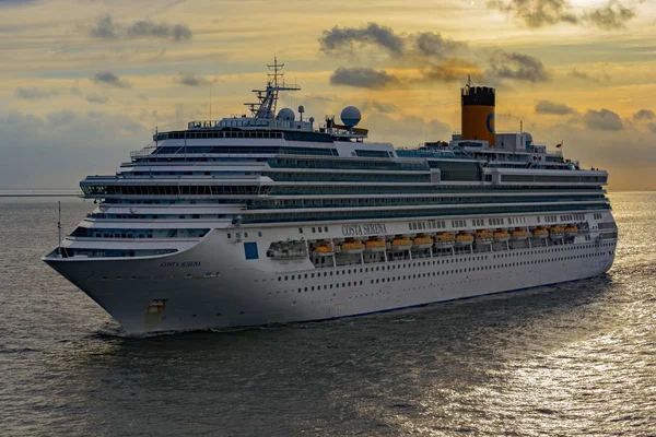 Shanghai Chine Mai 2017 Paquebot Croisière Classe Concordia Costa Serena — Photo