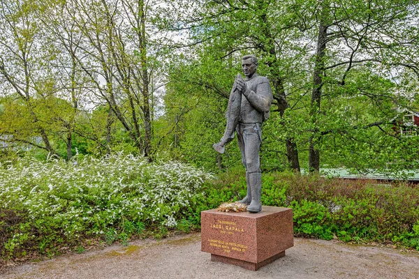 Vaaksy Finlande Mai 2016 Statue Fonte Grandeur Nature Lauri Rapala — Photo