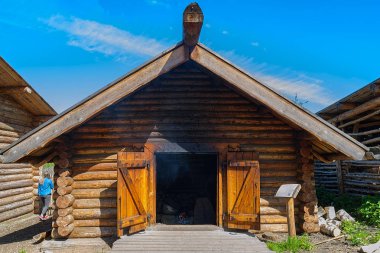 Staraya Russa, Rusya Federasyonu - 20 Mayıs 2018: Tuzla (veya saltworks) Ortaçağ rushanin manor, müze inşası eski Rus şehri arkeolojik araştırma temelinde oluşturulan.