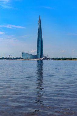 Saint-Petersburg, Rusya-18 Haziran 2018: Görünüm Lakhta merkezi gökdelen, Avrupa ve Rusya en kuzey ve en yüksek gökdelen inşaat.