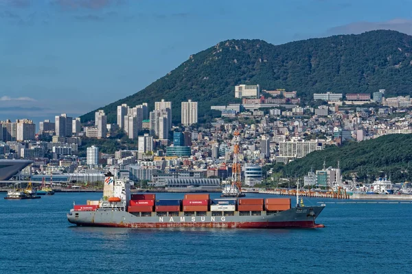 Busan Südkorea Okt 2017 Containerfrachtschiff Ankert Bei Sonnigem Wetter Vor — Stockfoto