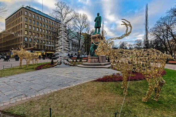 Helsinky Finsko Prosince 2018 Pohled Parku Esplanadi Během Vánoc Devítimetrová — Stock fotografie