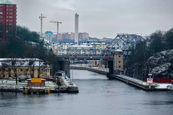 Danviksbron teken brug in Stockholm. — Stockfoto